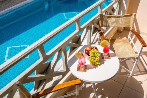Hotel Summer Dream Kamári 외부 사진